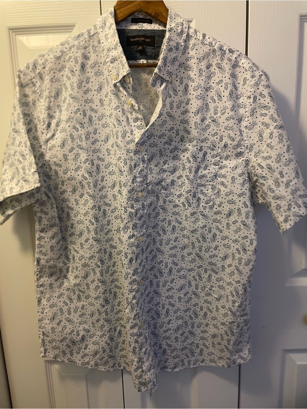 Banana Republic Men’s White Short-Sleeve Button-Down with Blue Pineapple Print